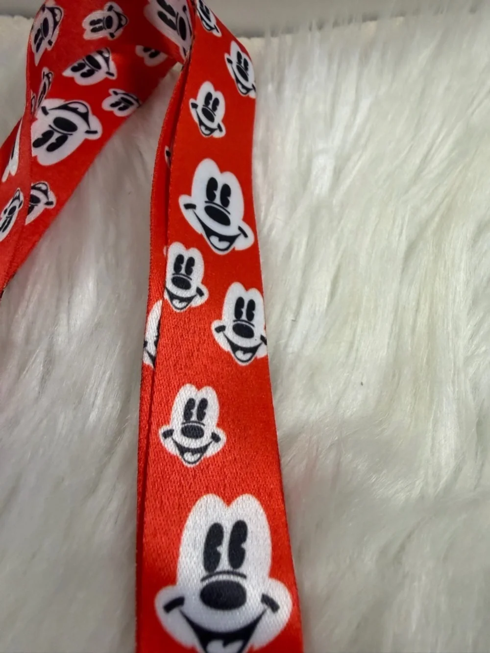 💙3/$20💙 Red Mickey Face Lanyard